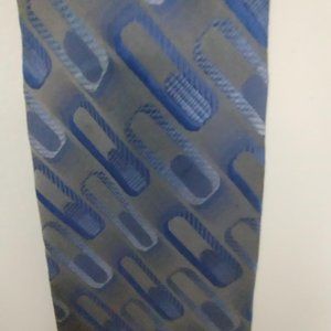 VanHeusen Men's Silk Tie
